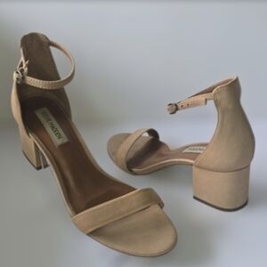 Steve Madden Irenee Ankle Strap Block Heel Sandals Sz.8